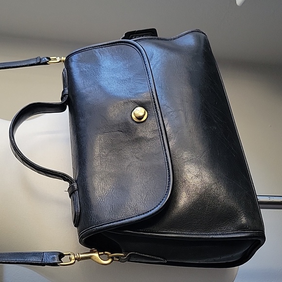 Vintage COACH Black Crosby Crossbody Leather Bag - Picture 6 of 16
